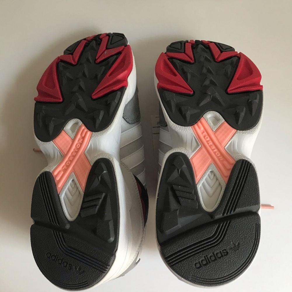 adidas Originals Yung-96 Grey White Men Running - Picture 8 of 8